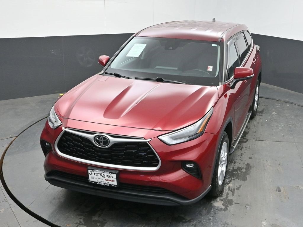 2022 Toyota Highlander LE
