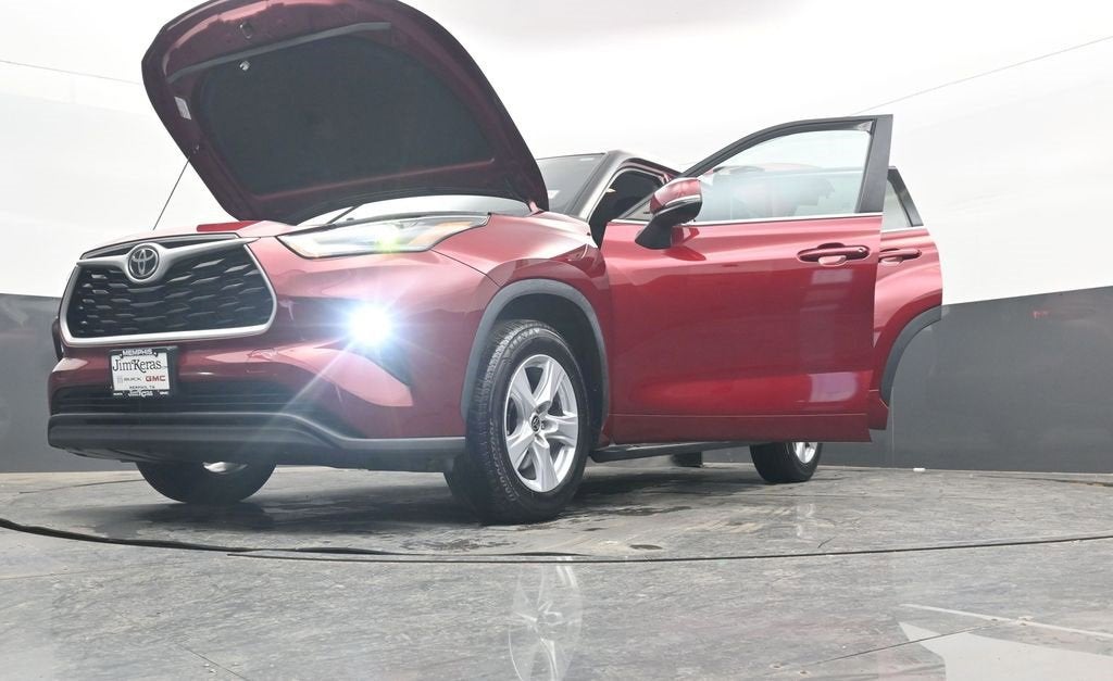 2022 Toyota Highlander LE