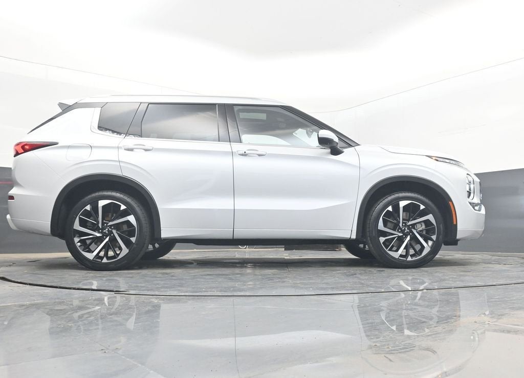 2022 Mitsubishi Outlander SEL 2.5 2WD