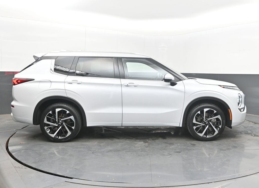 2022 Mitsubishi Outlander SEL 2.5 2WD