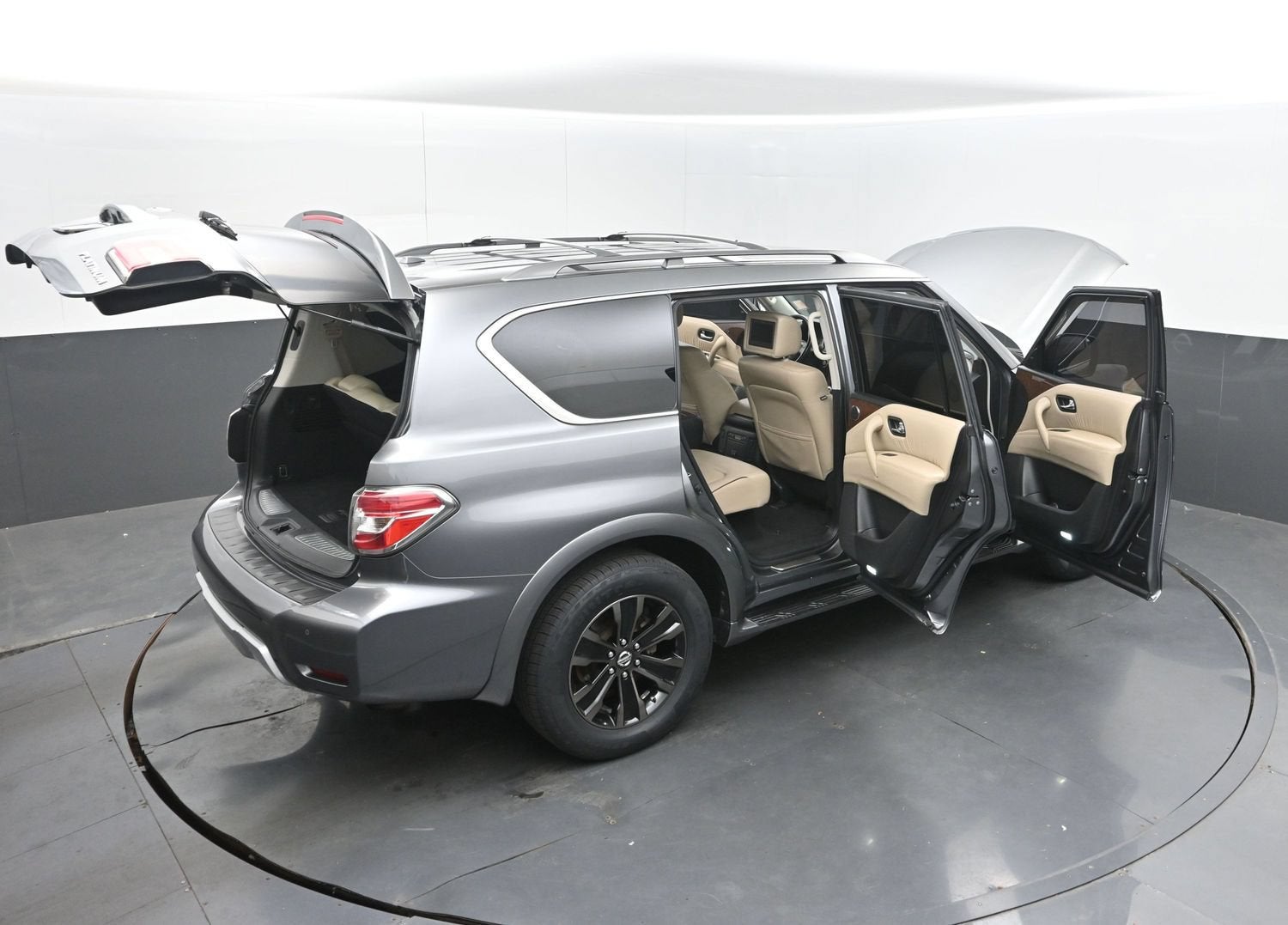 2017 Nissan Armada Platinum