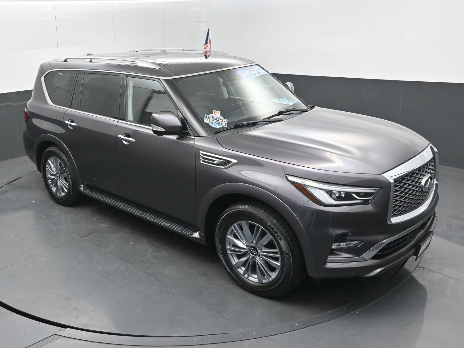 2024 INFINITI QX80 LUXE AWD