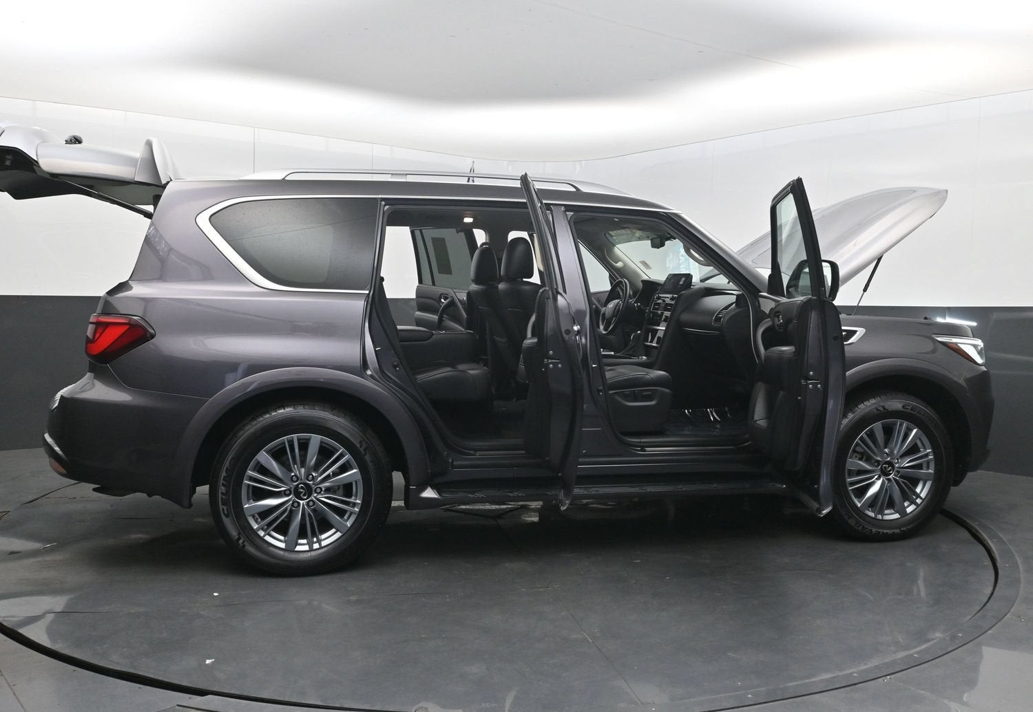 2024 INFINITI QX80 LUXE AWD