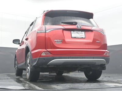 2017 Toyota RAV4 XLE