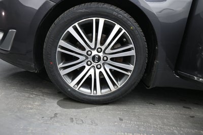 2014 Kia Cadenza Premium