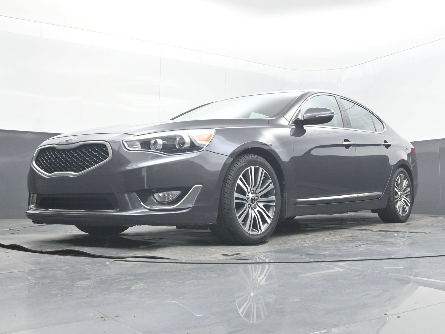 2014 Kia Cadenza Premium
