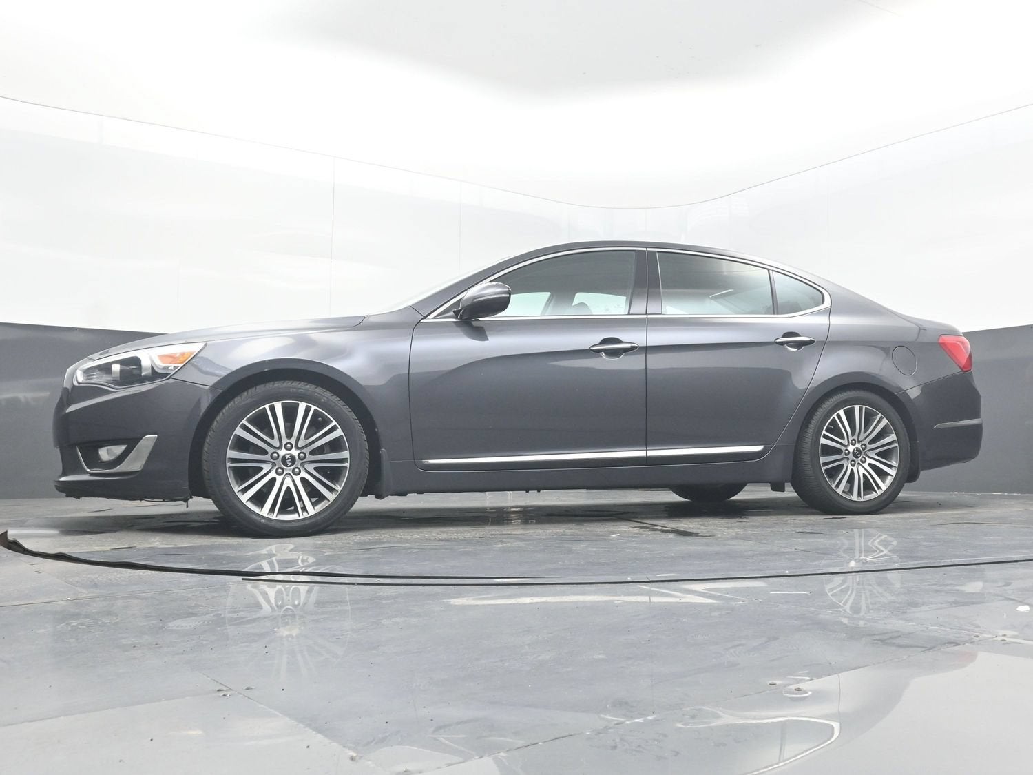 2014 Kia Cadenza Premium
