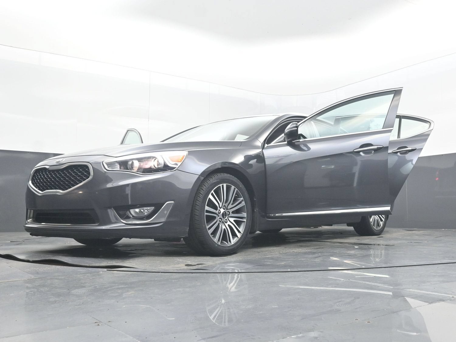 2014 Kia Cadenza Premium