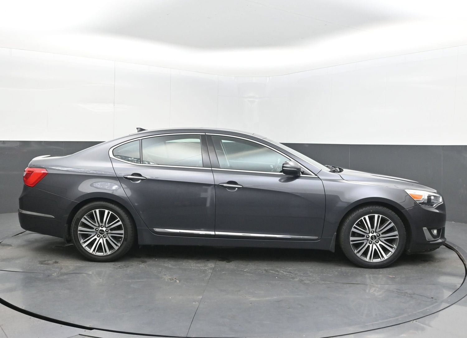 2014 Kia Cadenza Premium