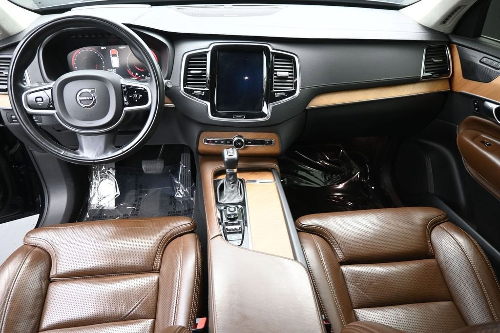 2019 Volvo XC90 T6 Inscription
