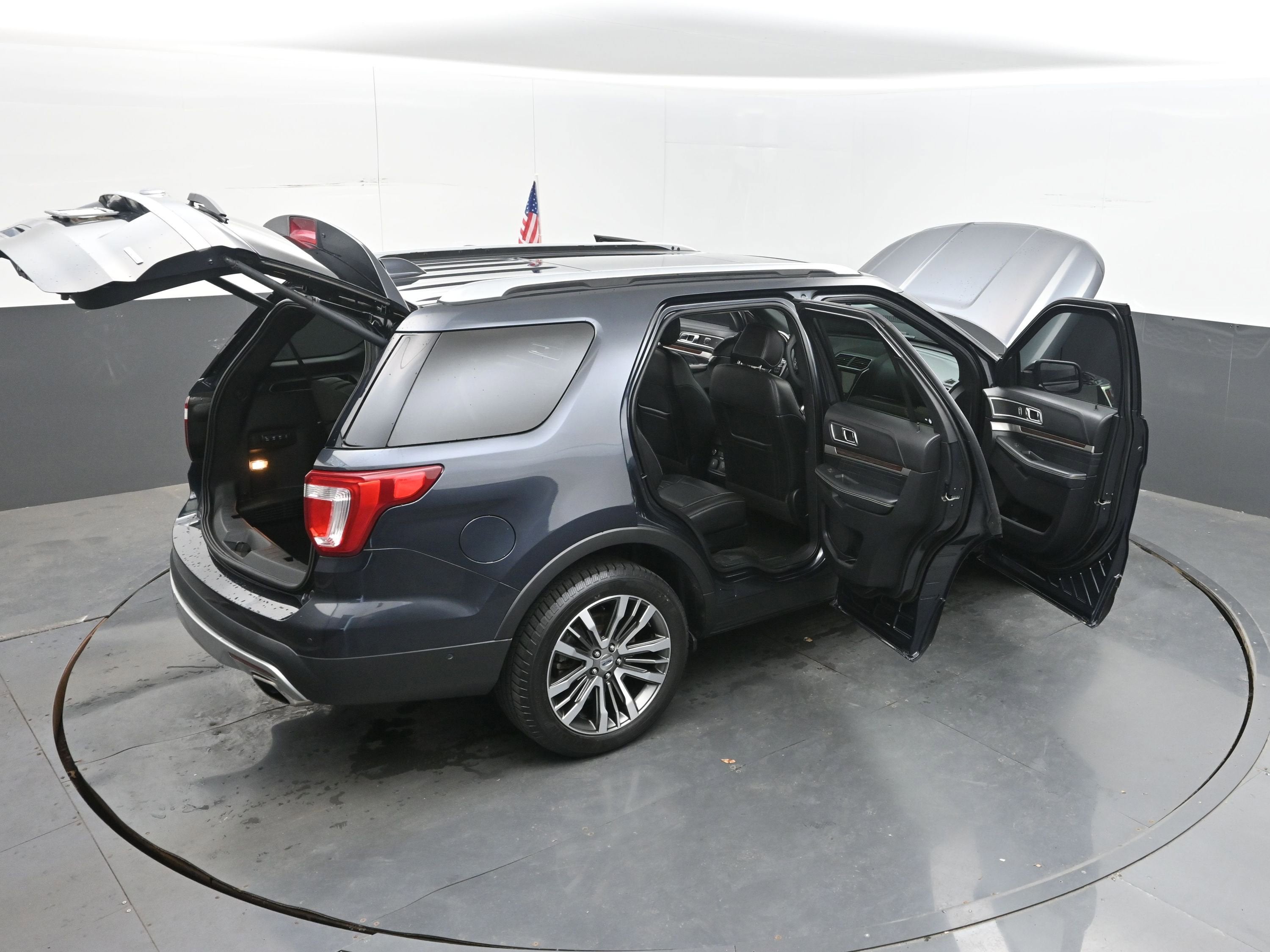 2017 Ford Explorer Platinum