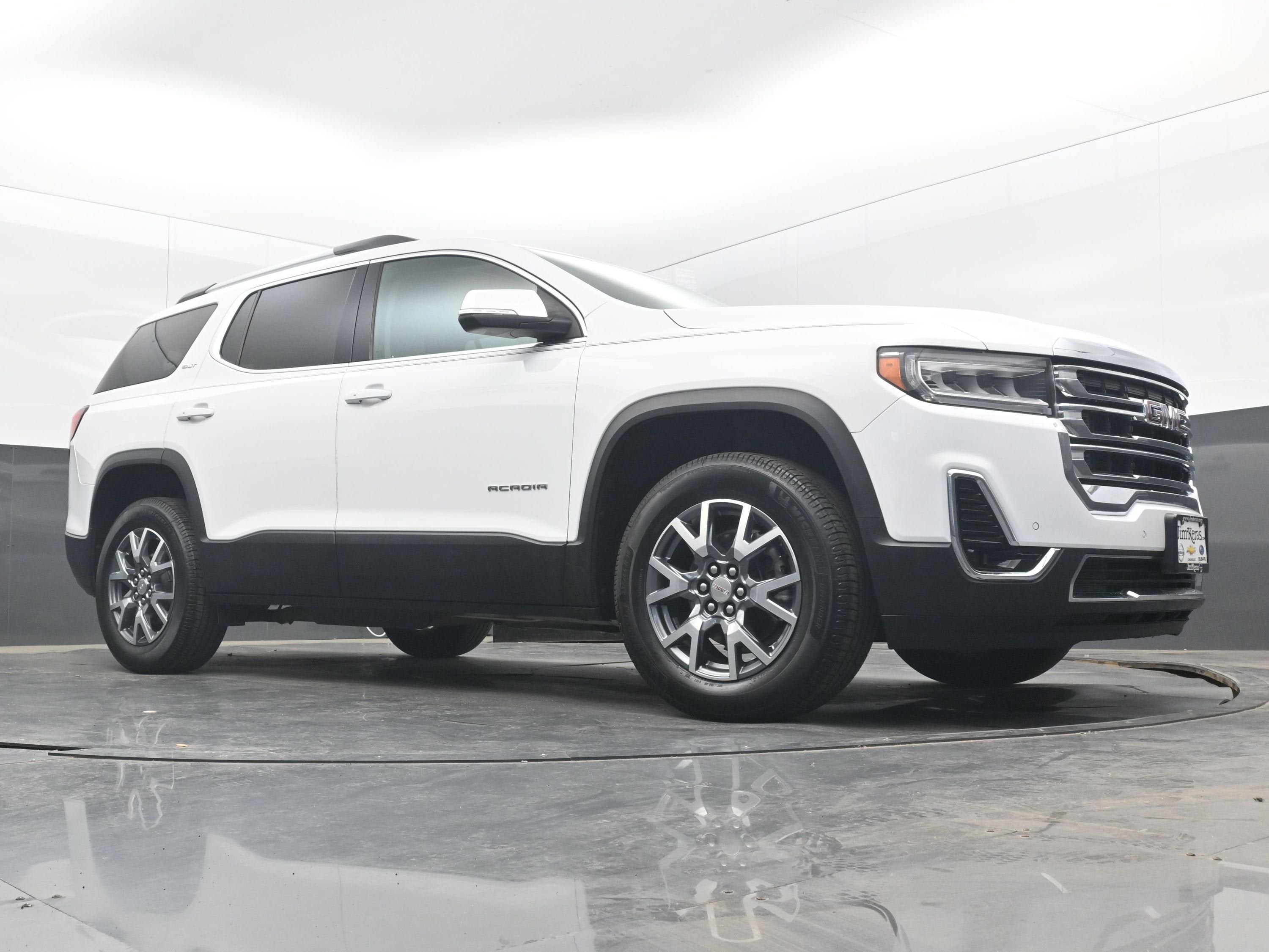2022 GMC Acadia SLT