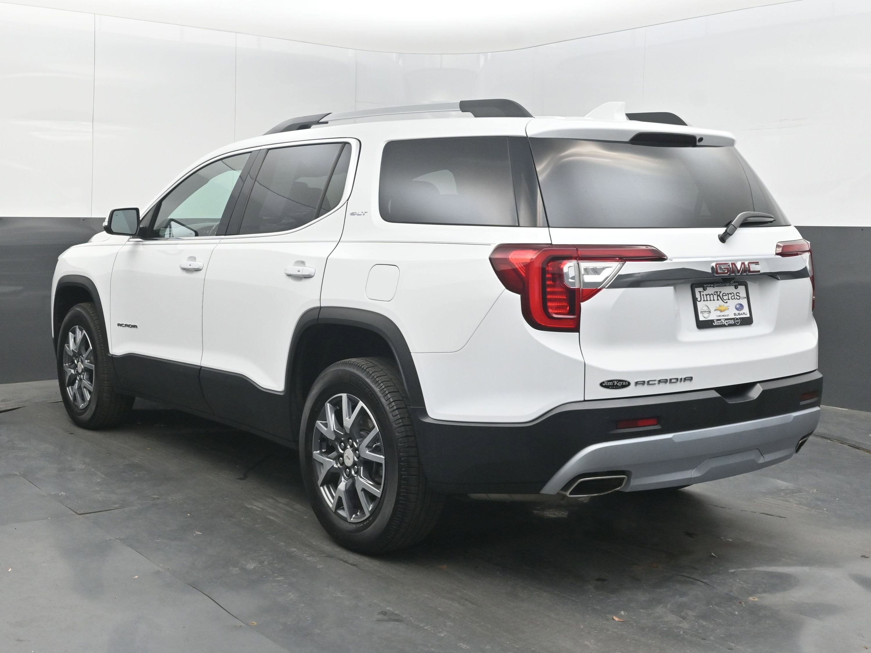 2022 GMC Acadia SLT