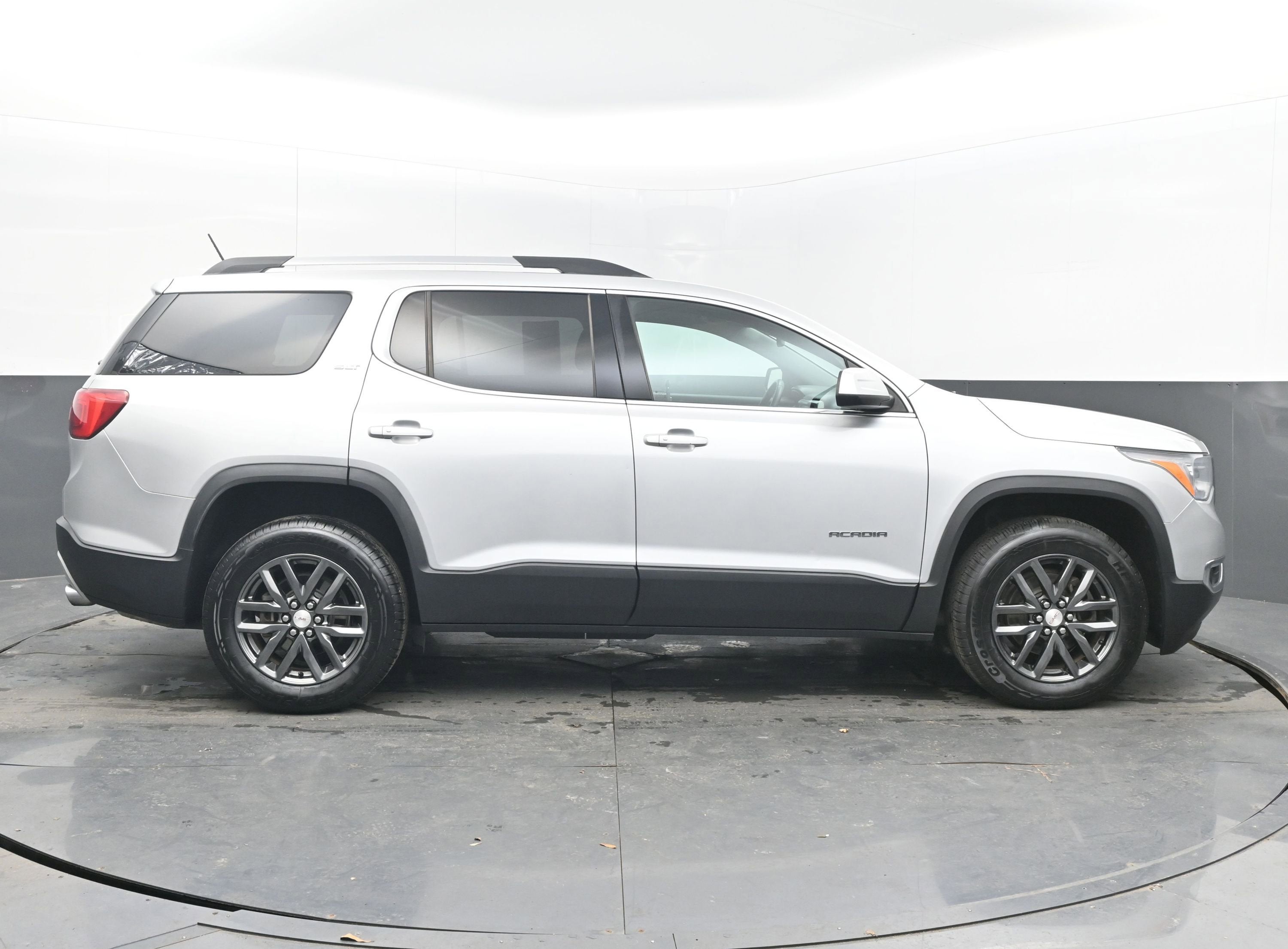 2019 GMC Acadia SLT