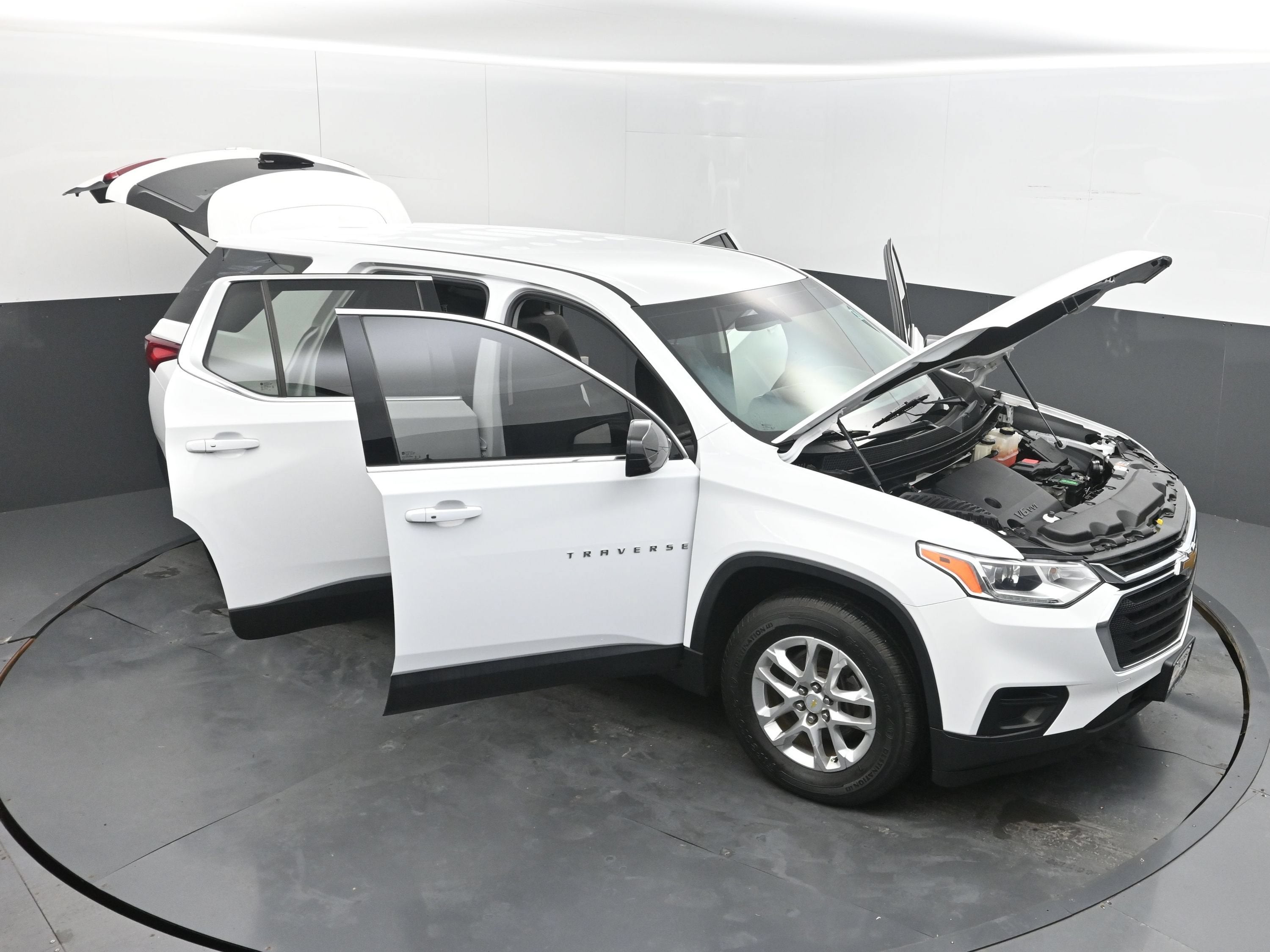 2020 Chevrolet Traverse LS
