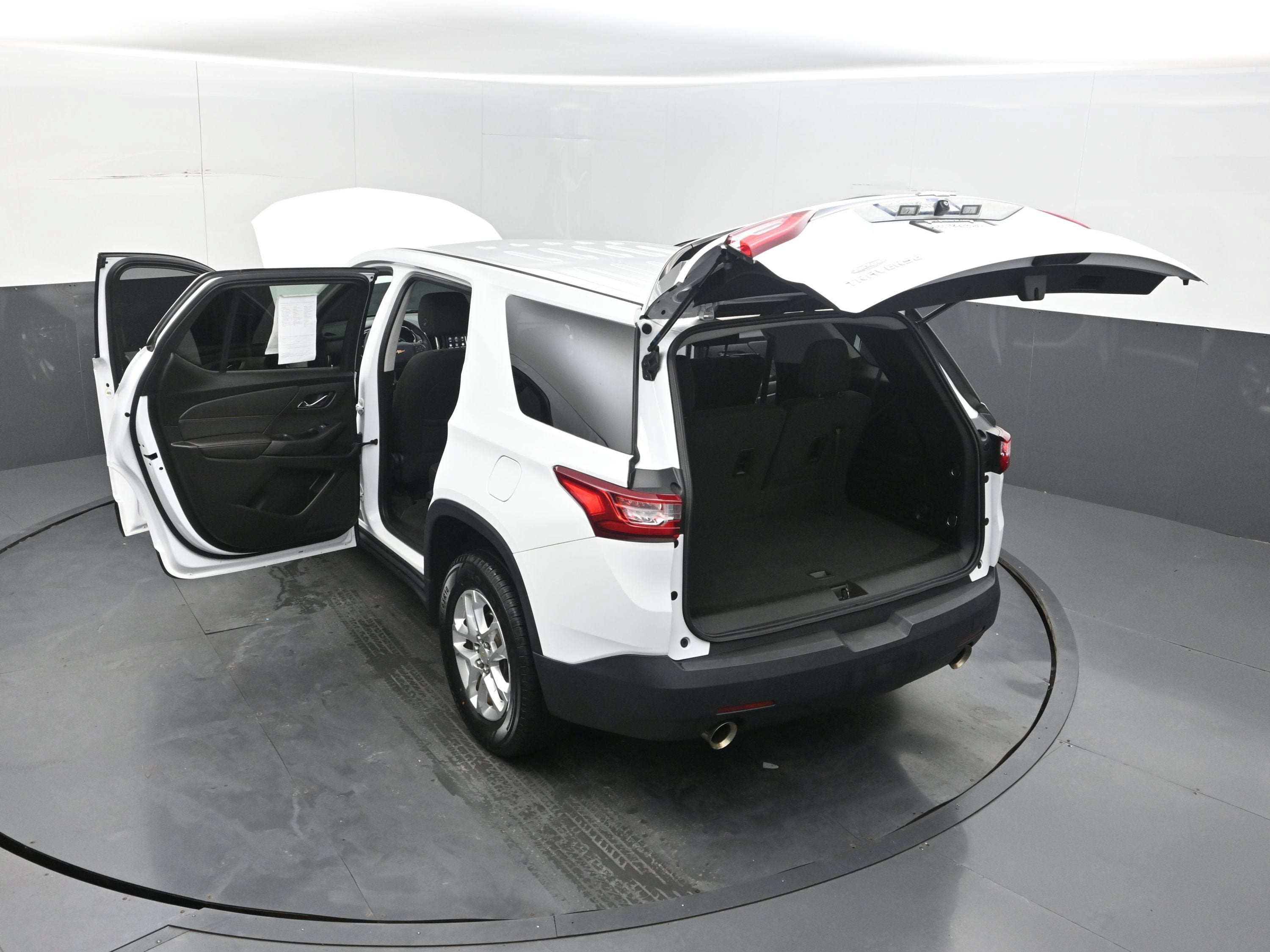 2020 Chevrolet Traverse LS
