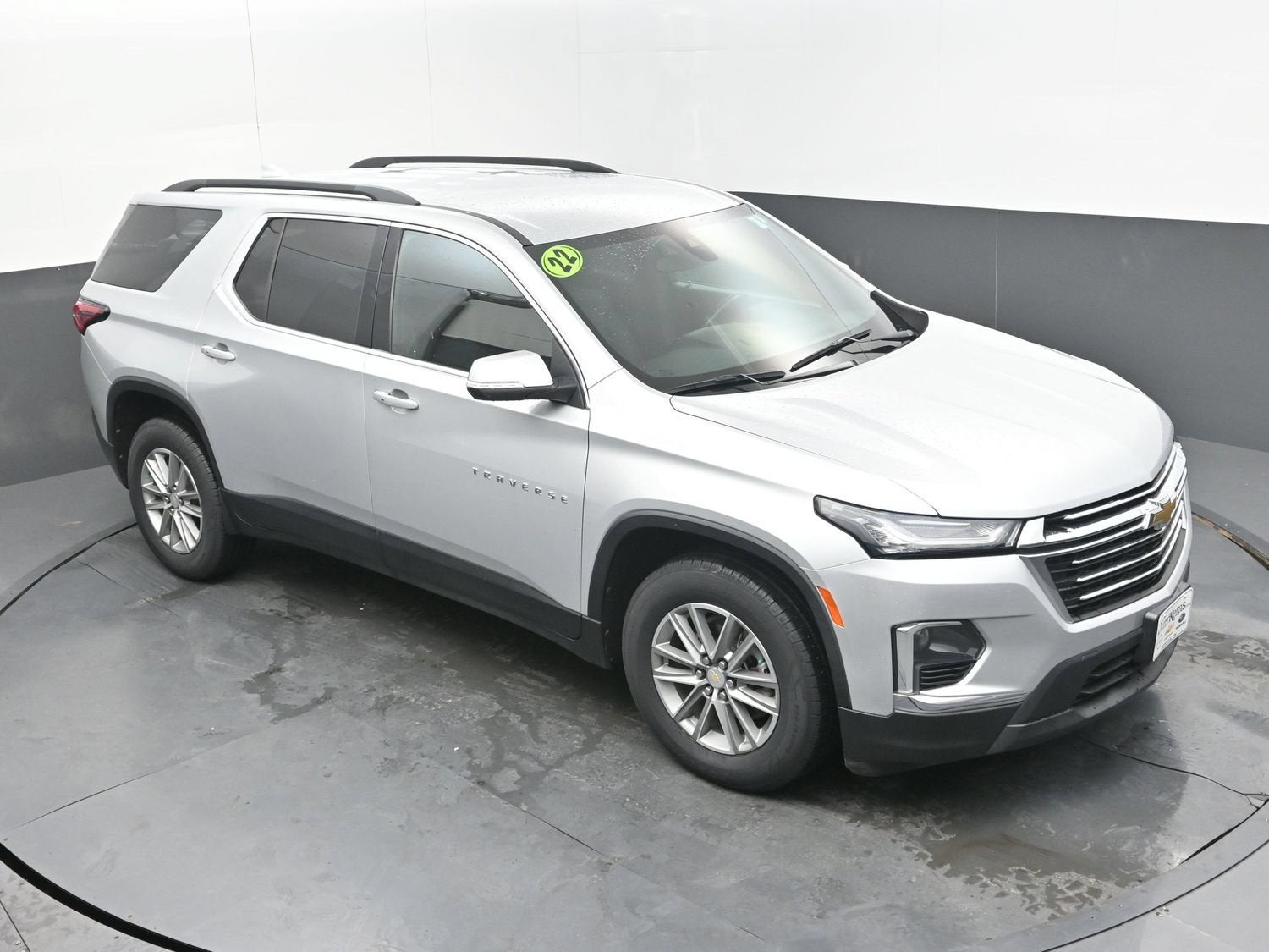 2022 Chevrolet Traverse LT Cloth