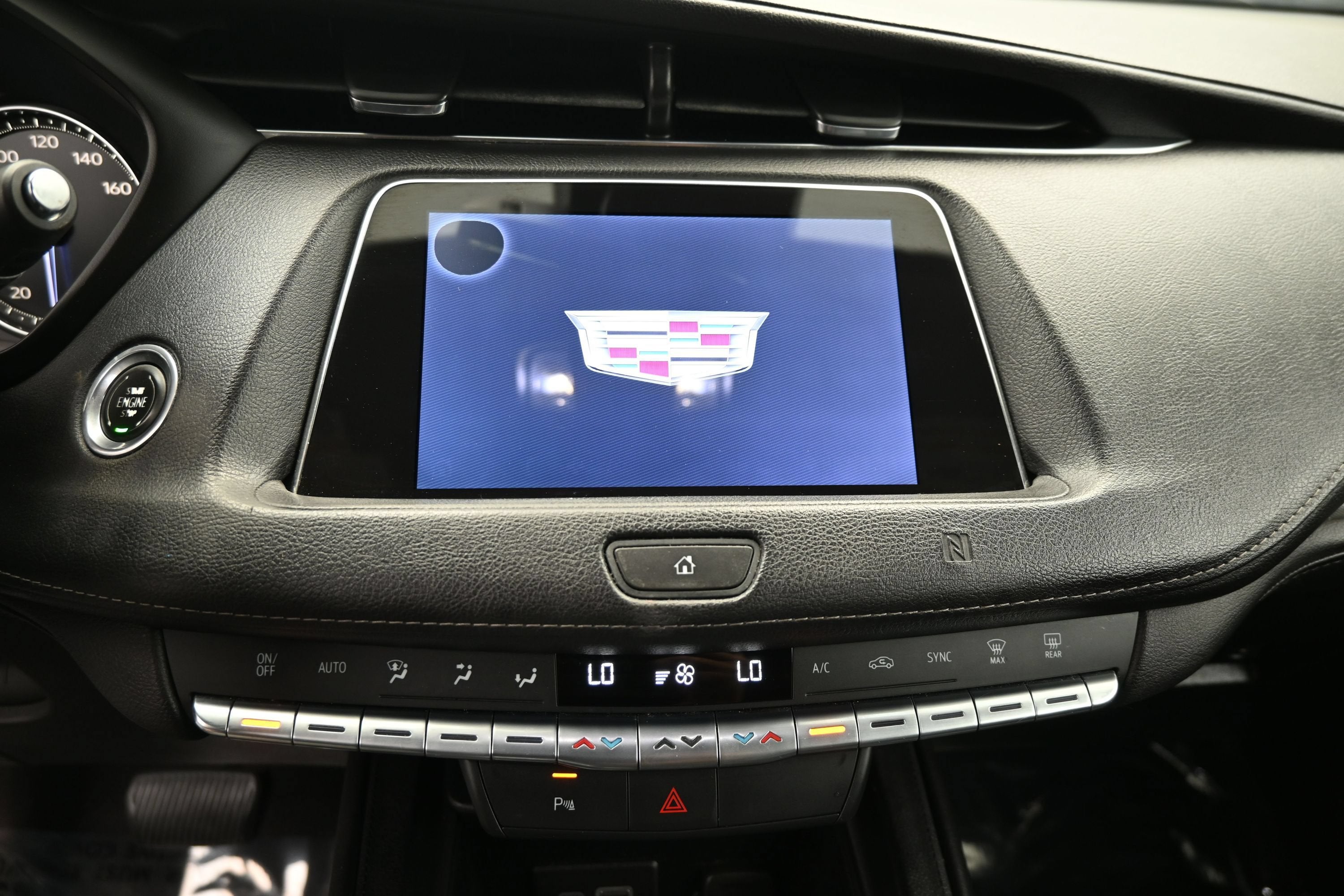 2020 Cadillac XT4 FWD Premium Luxury