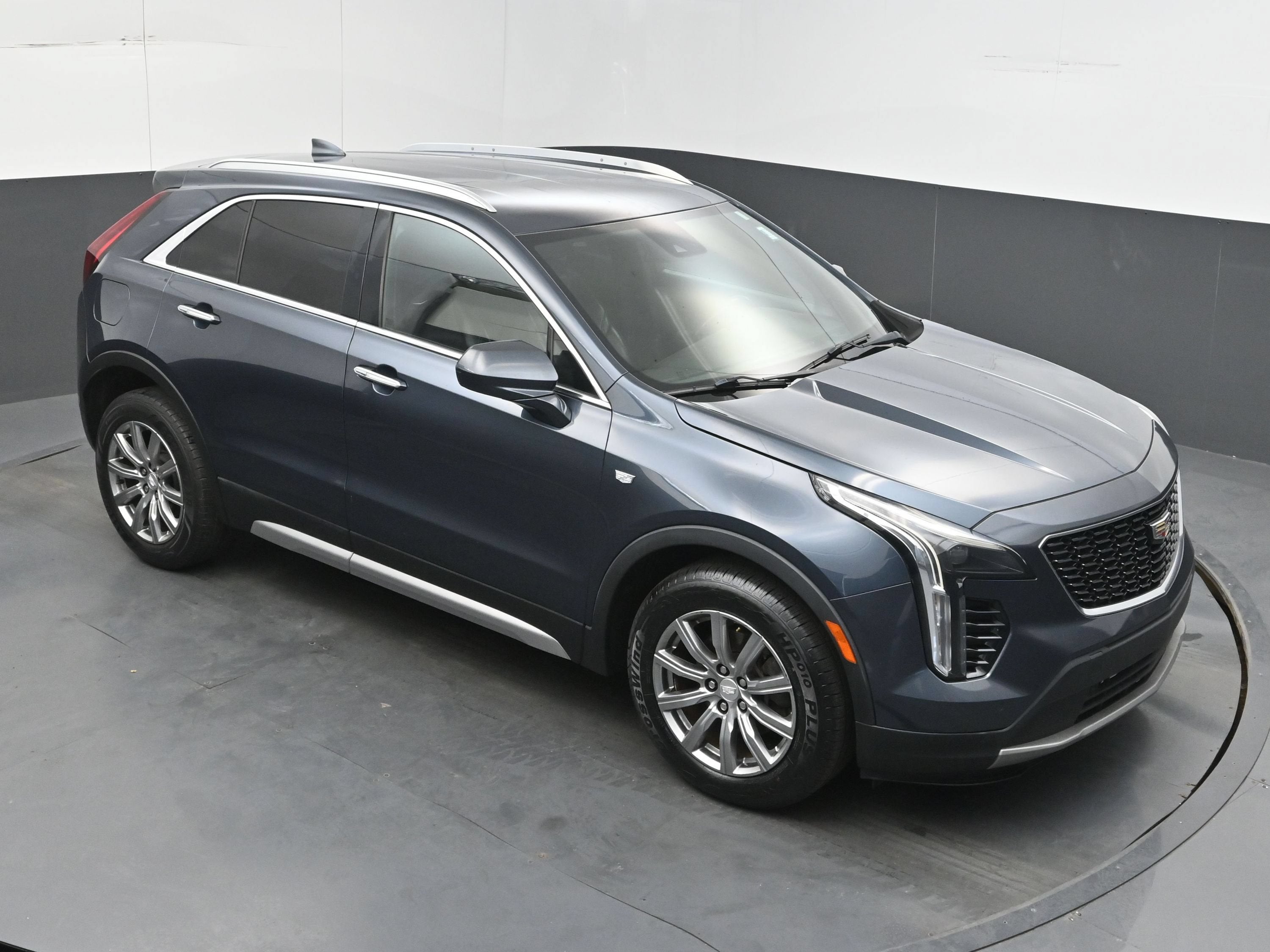 2020 Cadillac XT4 FWD Premium Luxury