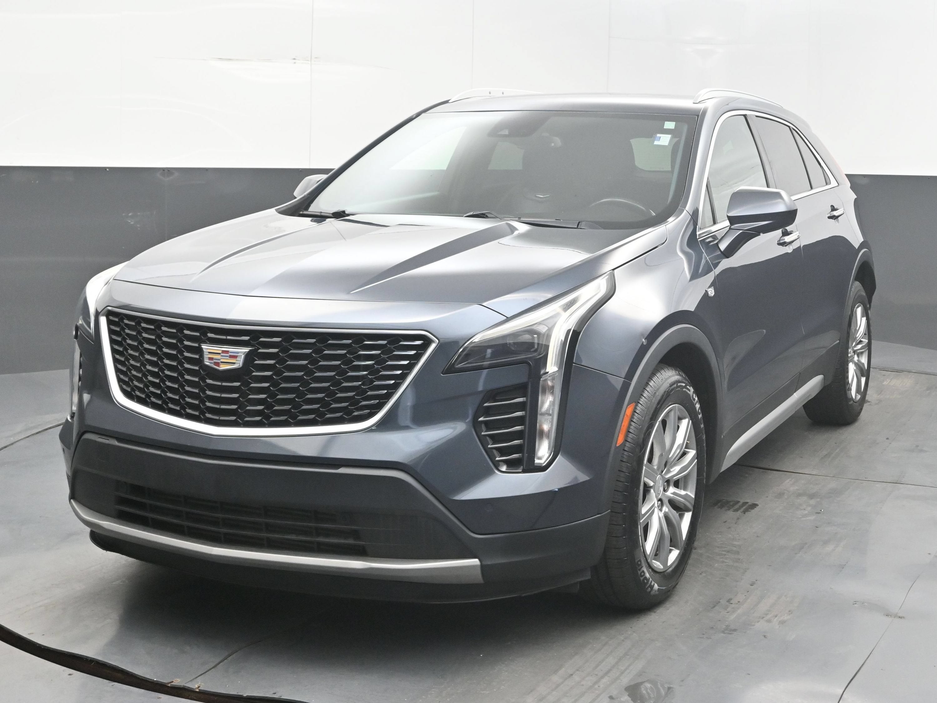 2020 Cadillac XT4 FWD Premium Luxury