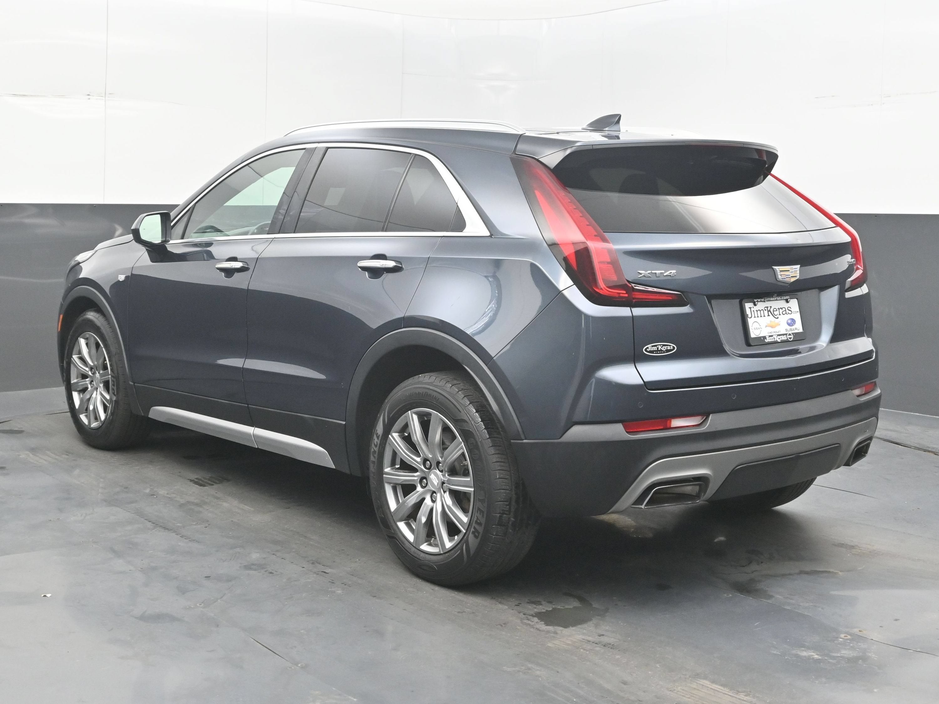2020 Cadillac XT4 FWD Premium Luxury