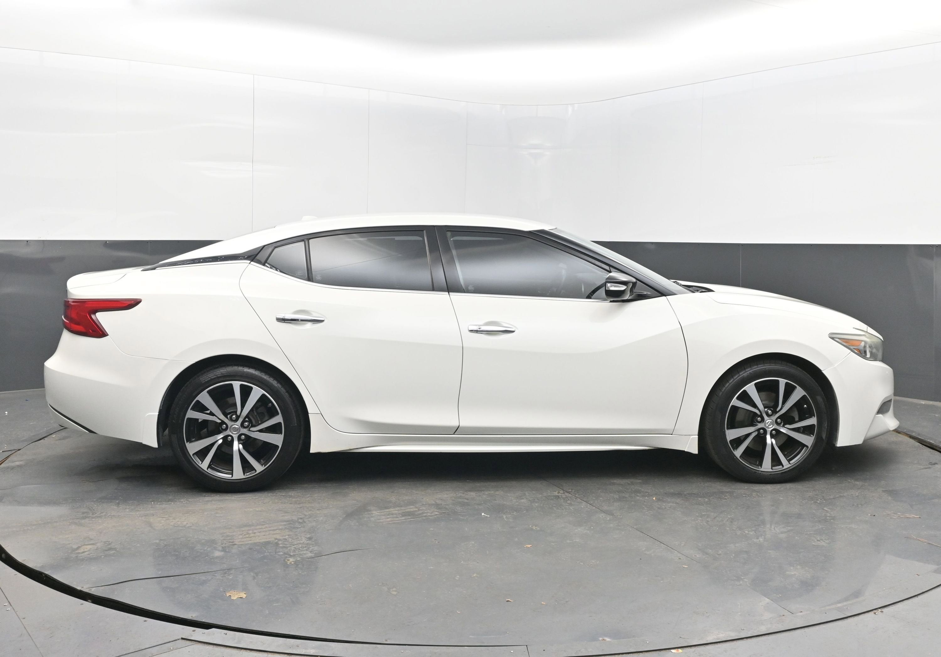 2018 Nissan Maxima SV