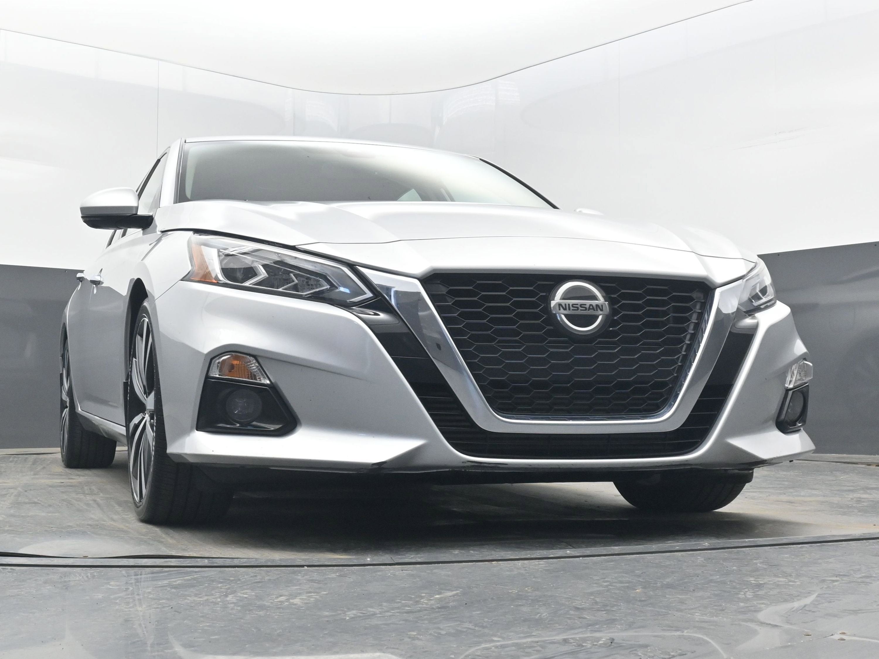 2020 Nissan Altima 2.0 Platinum