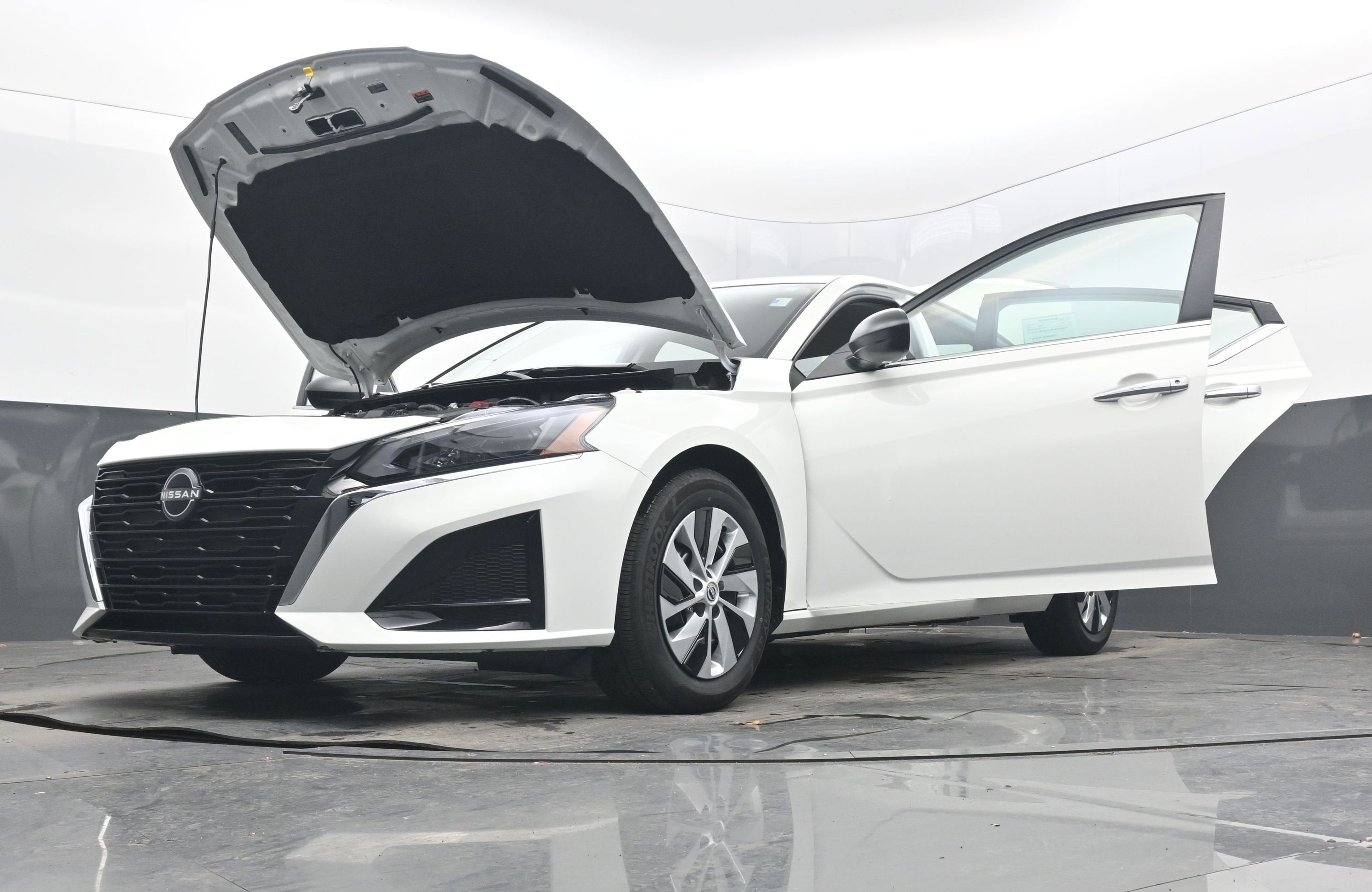 2025 Nissan Altima S