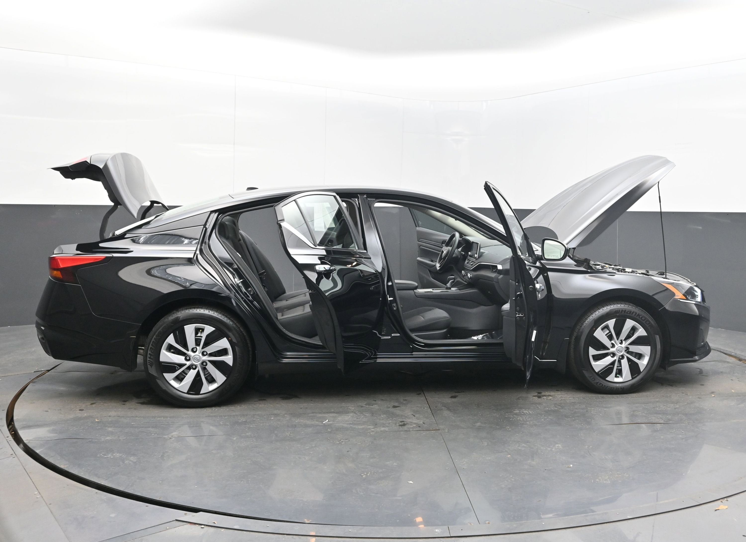 2025 Nissan Altima S