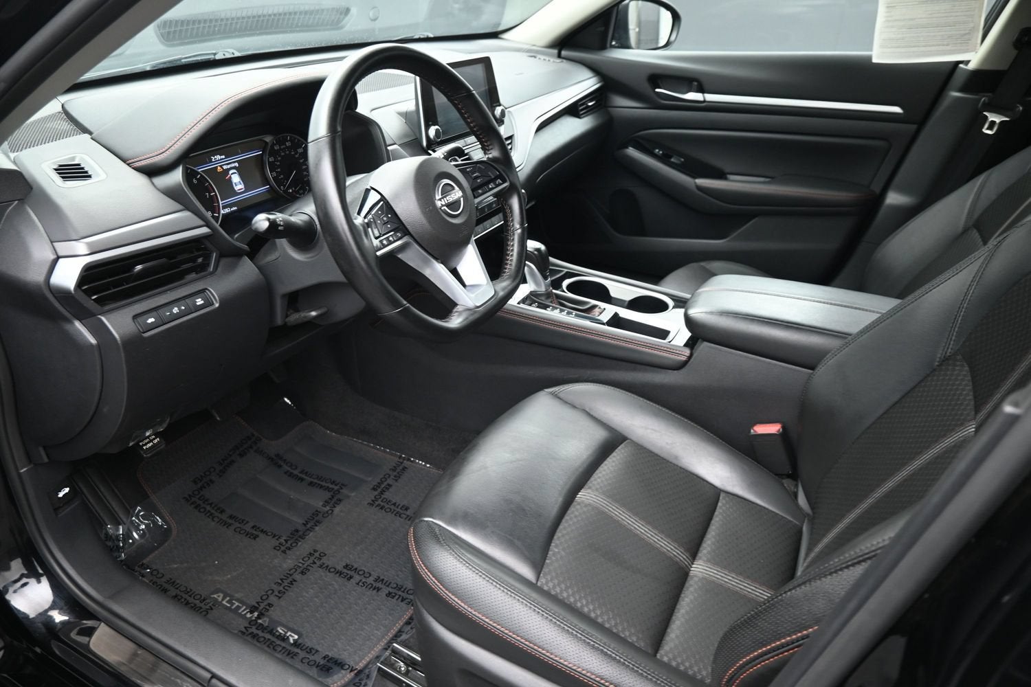 2025 Nissan Altima SR