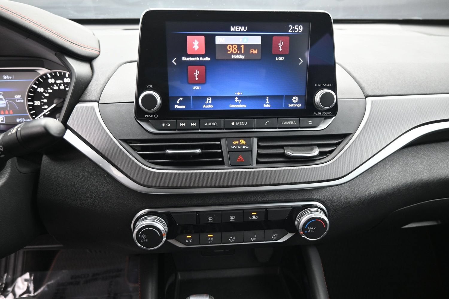 2025 Nissan Altima SR
