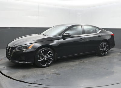 2025 Nissan Altima SR