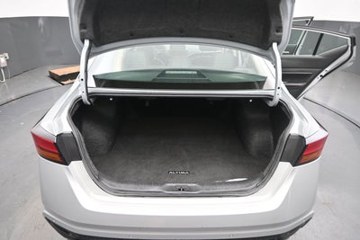 2024 Nissan ALTIMA SR