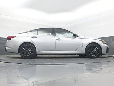2024 Nissan ALTIMA SR