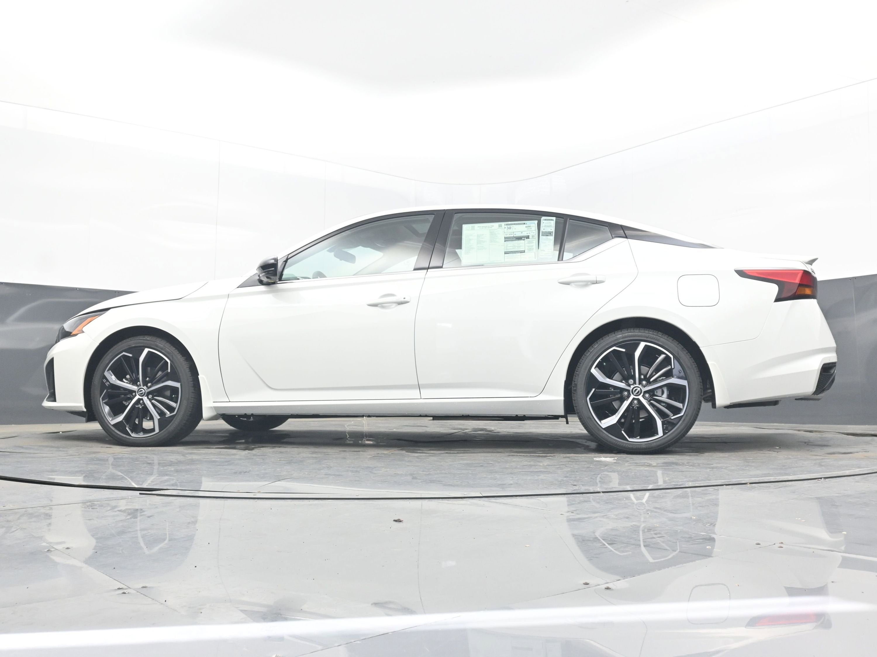 2026 Nissan ALTIMA SR