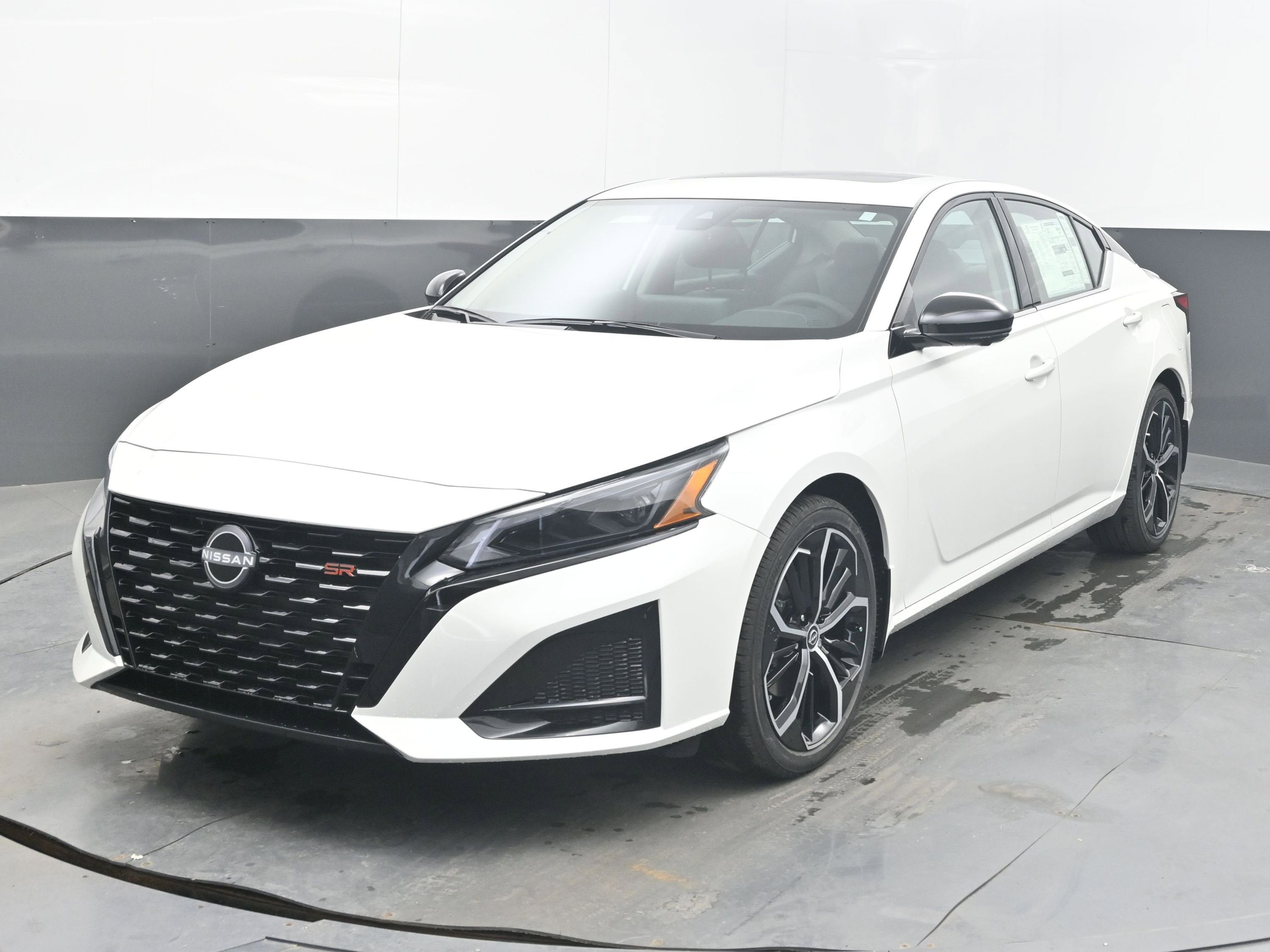 2026 Nissan ALTIMA SR