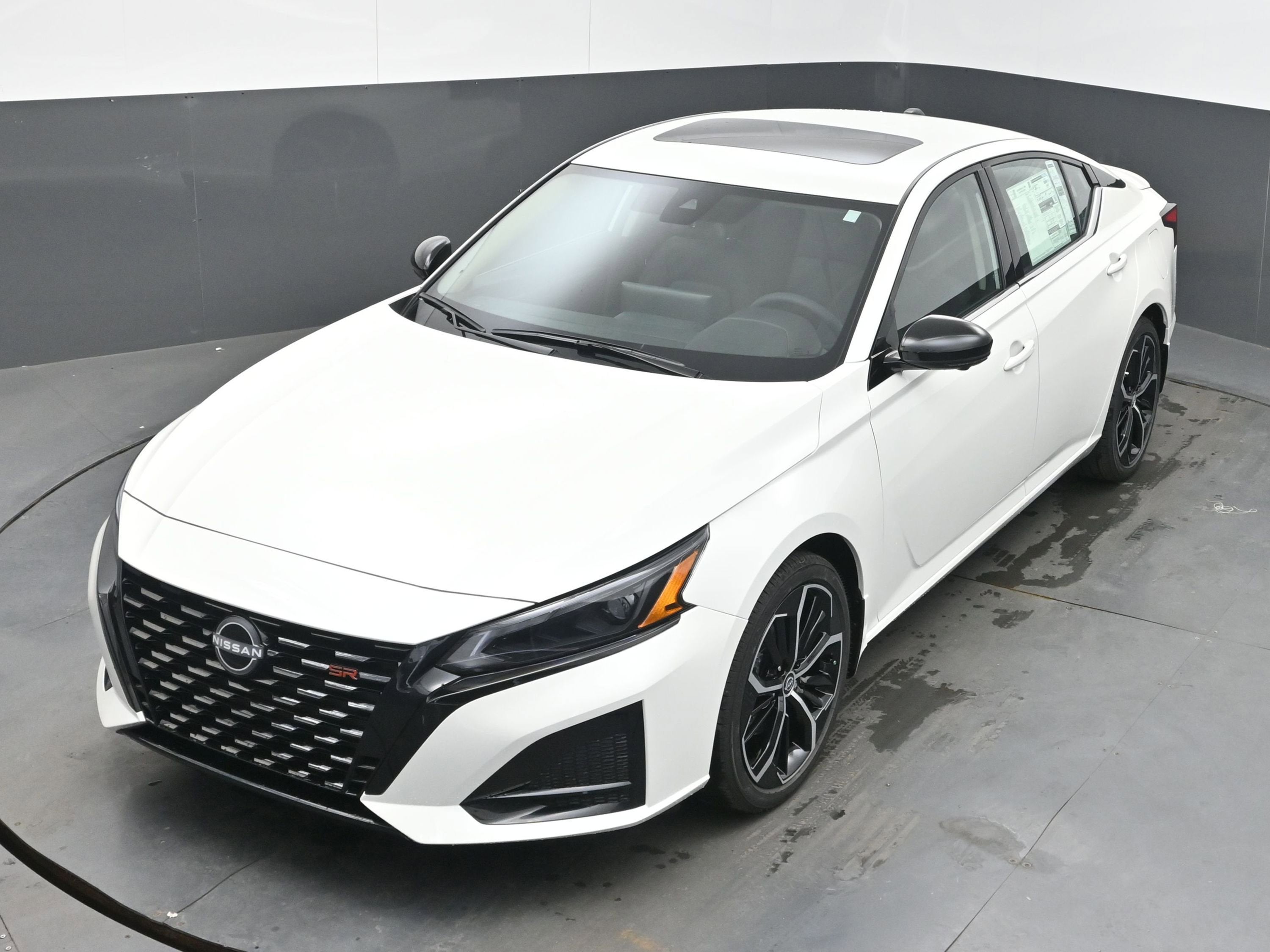 2026 Nissan ALTIMA SR