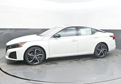 2026 Nissan ALTIMA SR