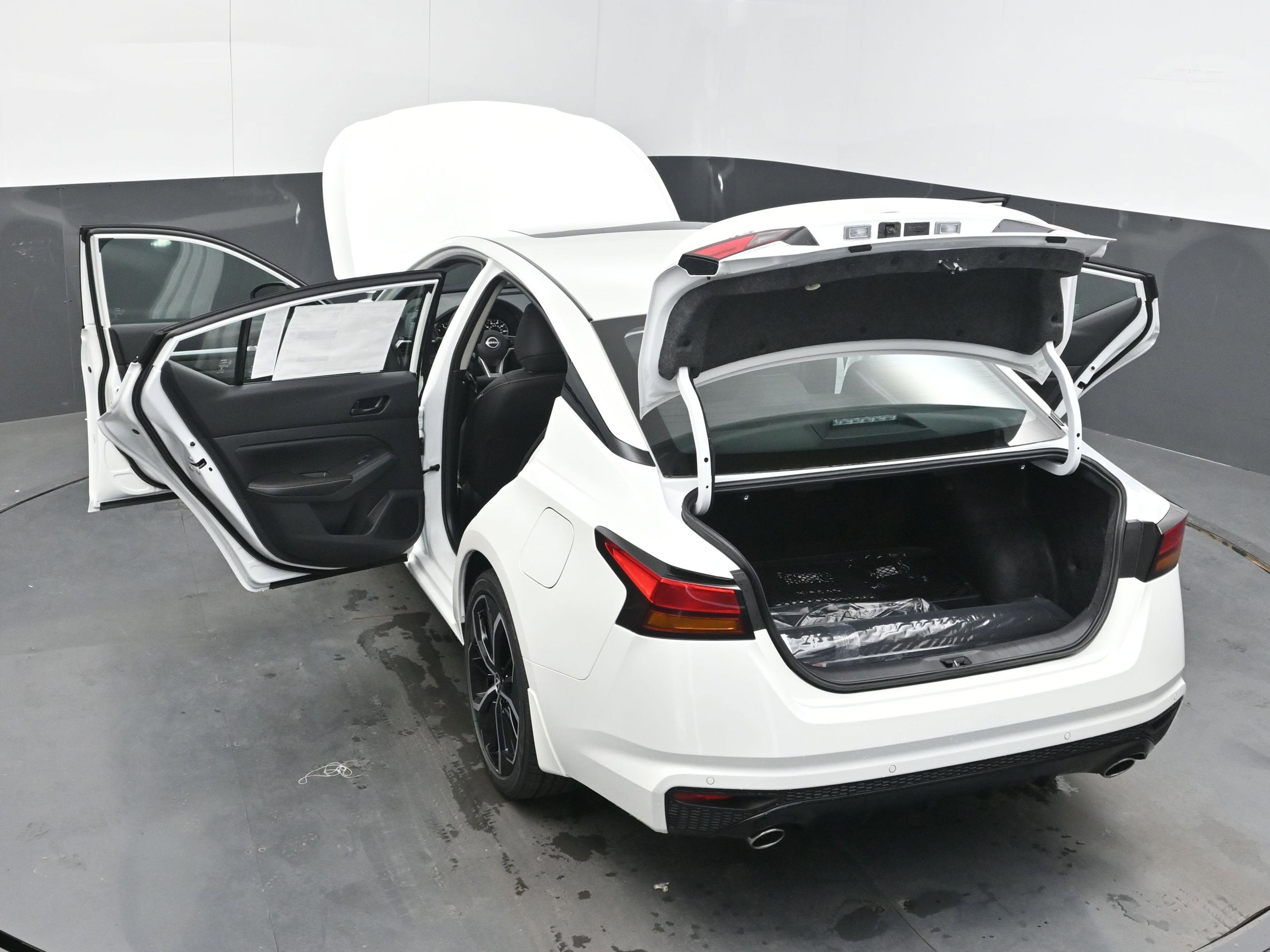 2026 Nissan ALTIMA SR