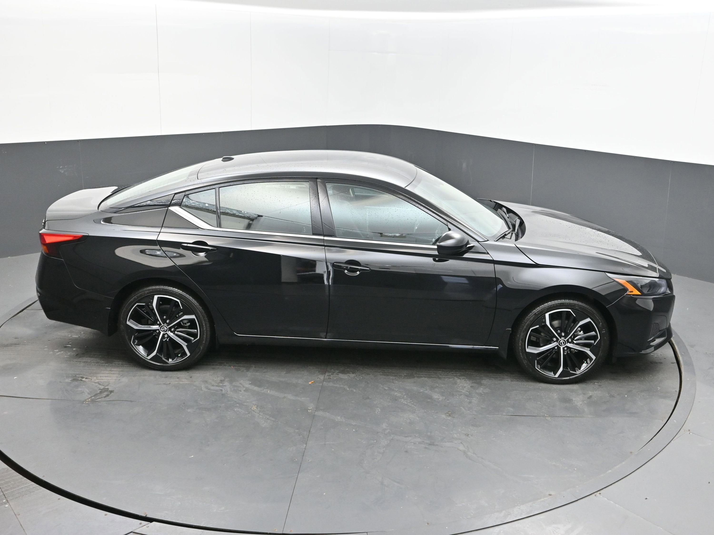 2026 Nissan ALTIMA SR