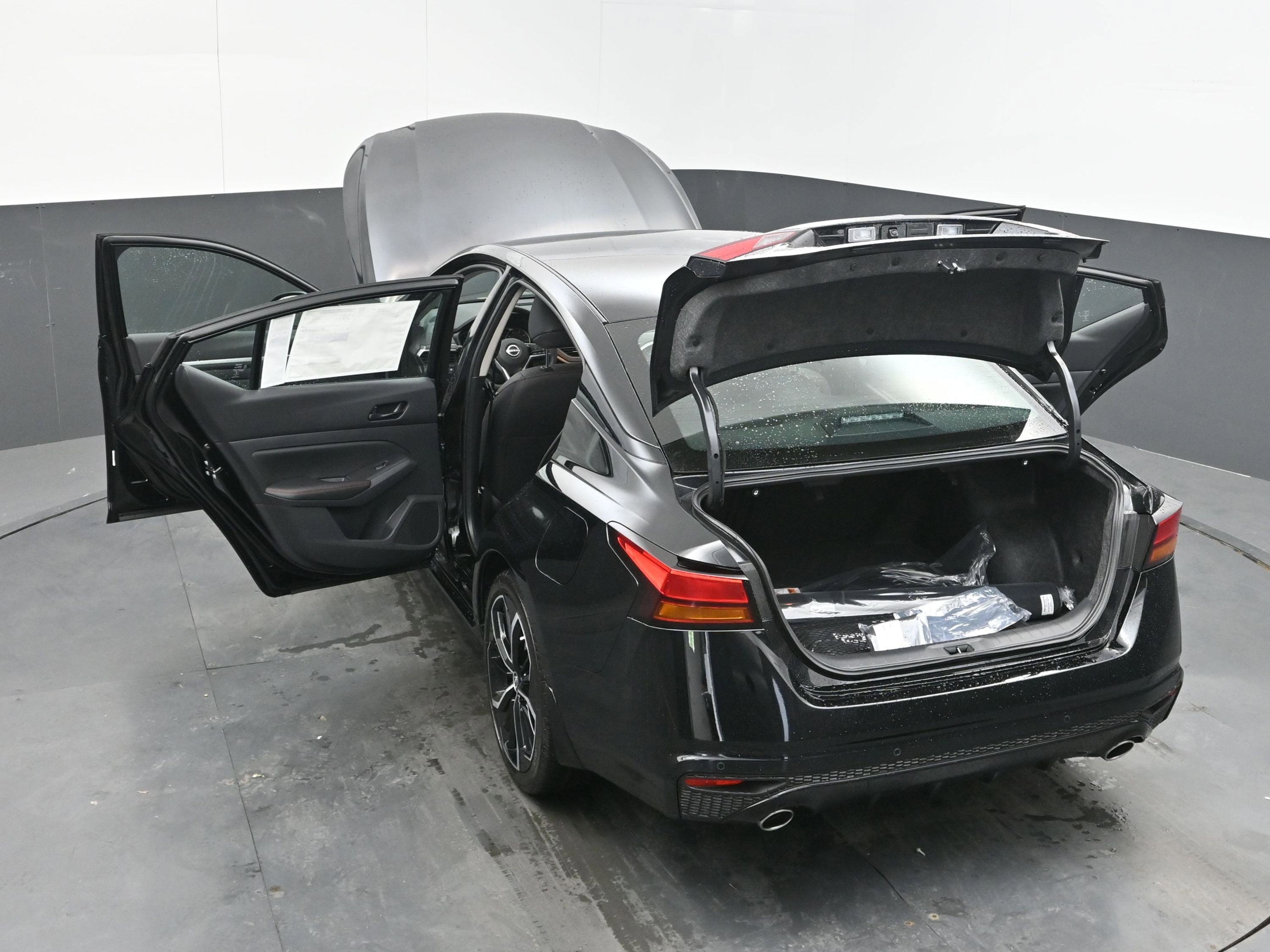 2026 Nissan ALTIMA SR