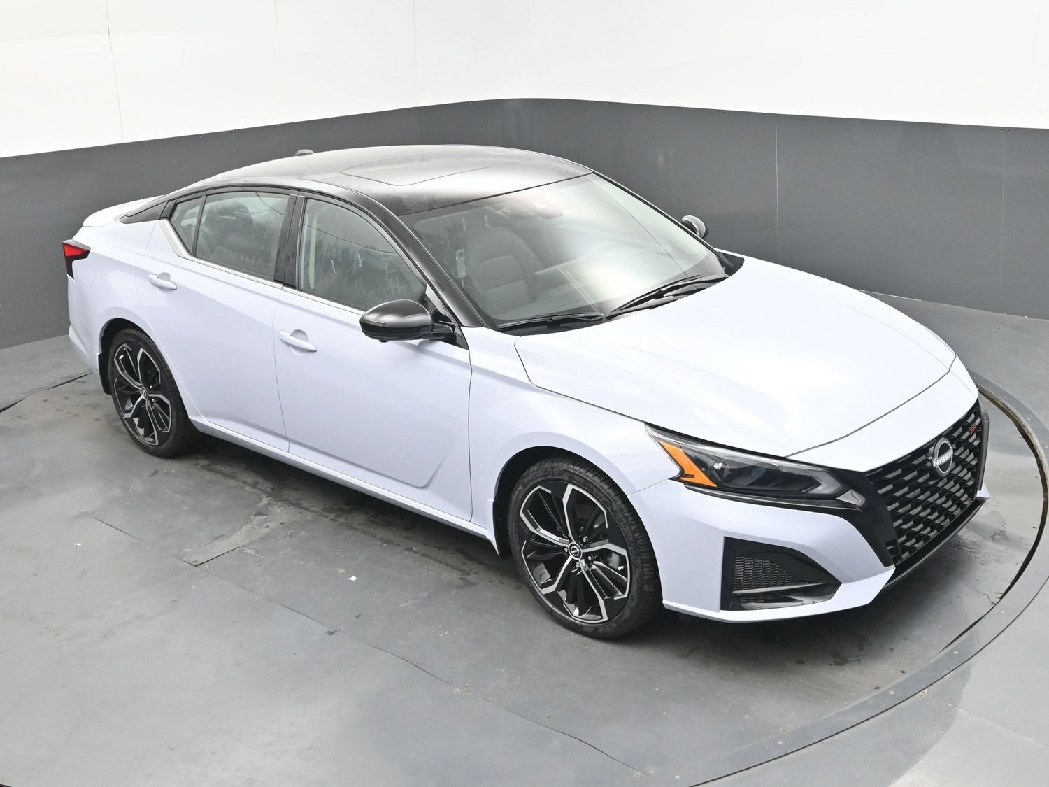 2026 Nissan ALTIMA SR