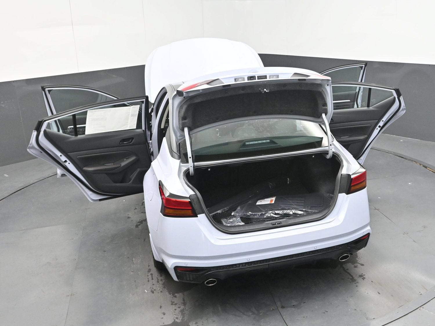 2026 Nissan ALTIMA SR
