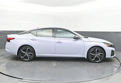 2026 Nissan ALTIMA SR