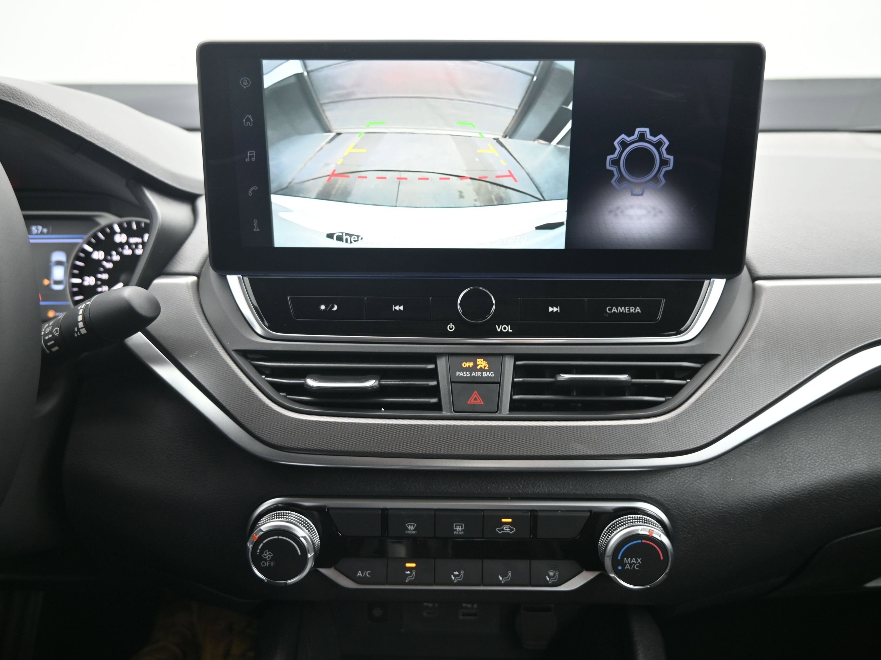 2026 Nissan ALTIMA SR