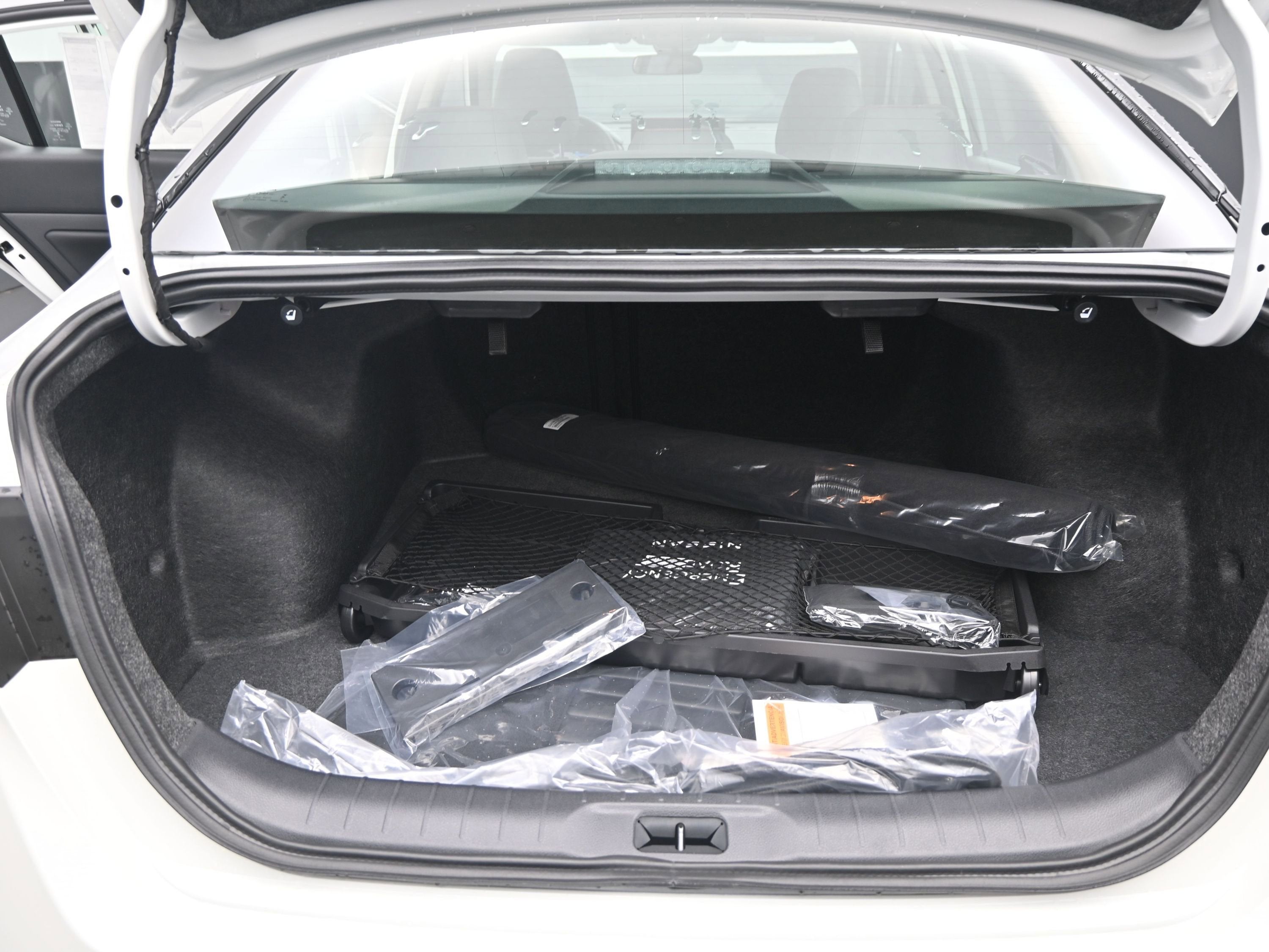 2026 Nissan ALTIMA SR