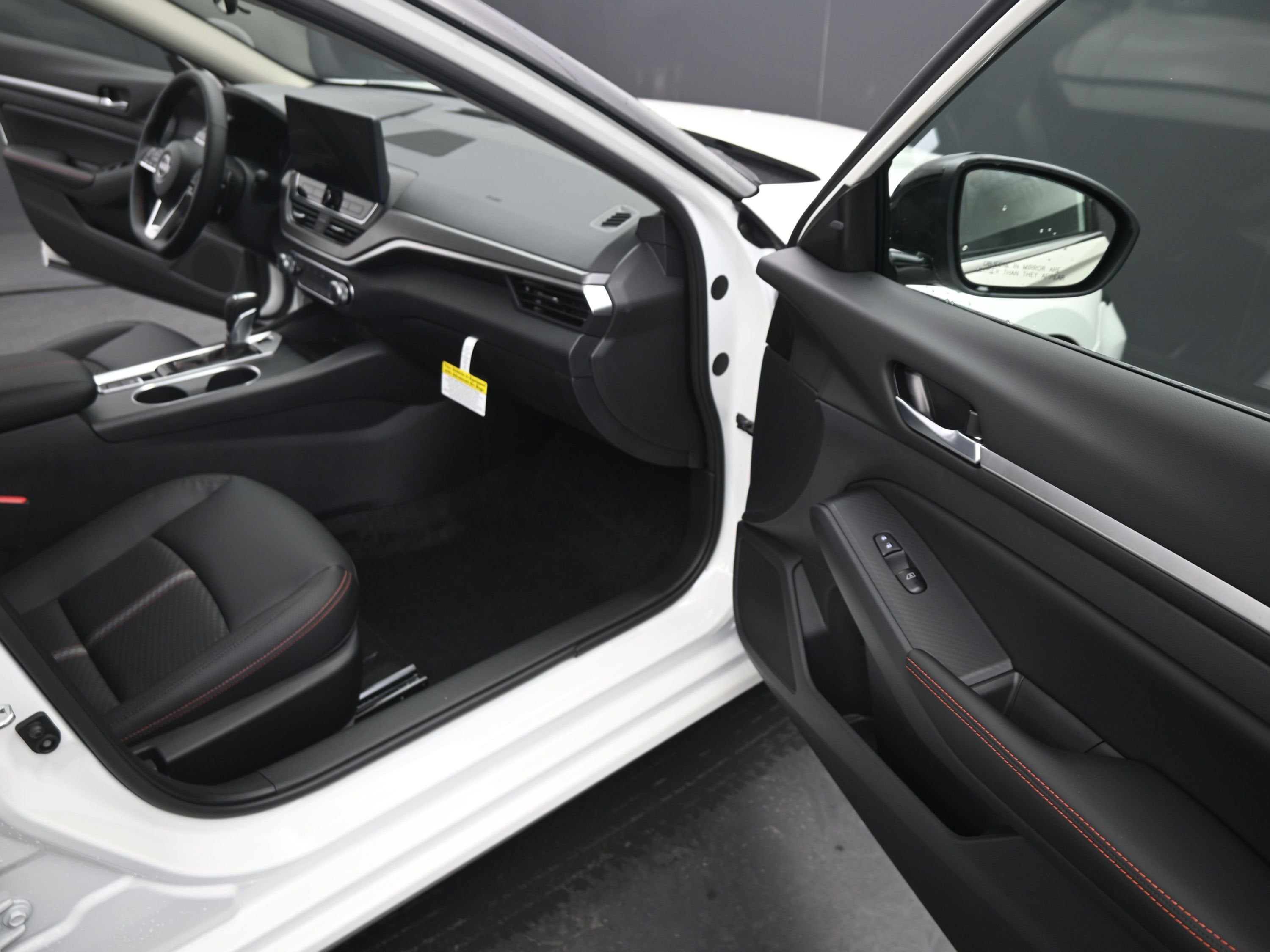 2026 Nissan ALTIMA SR