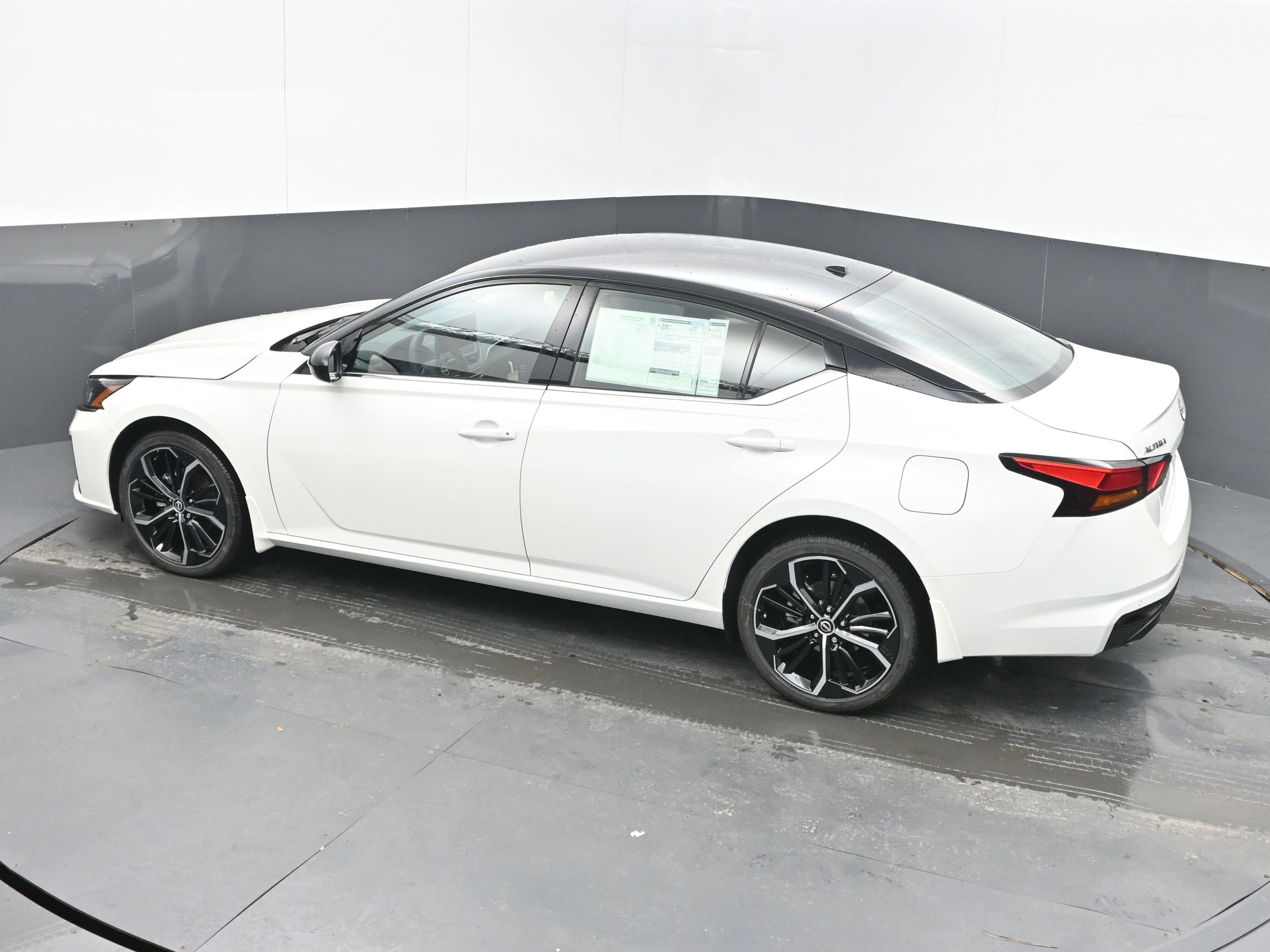 2026 Nissan ALTIMA SR