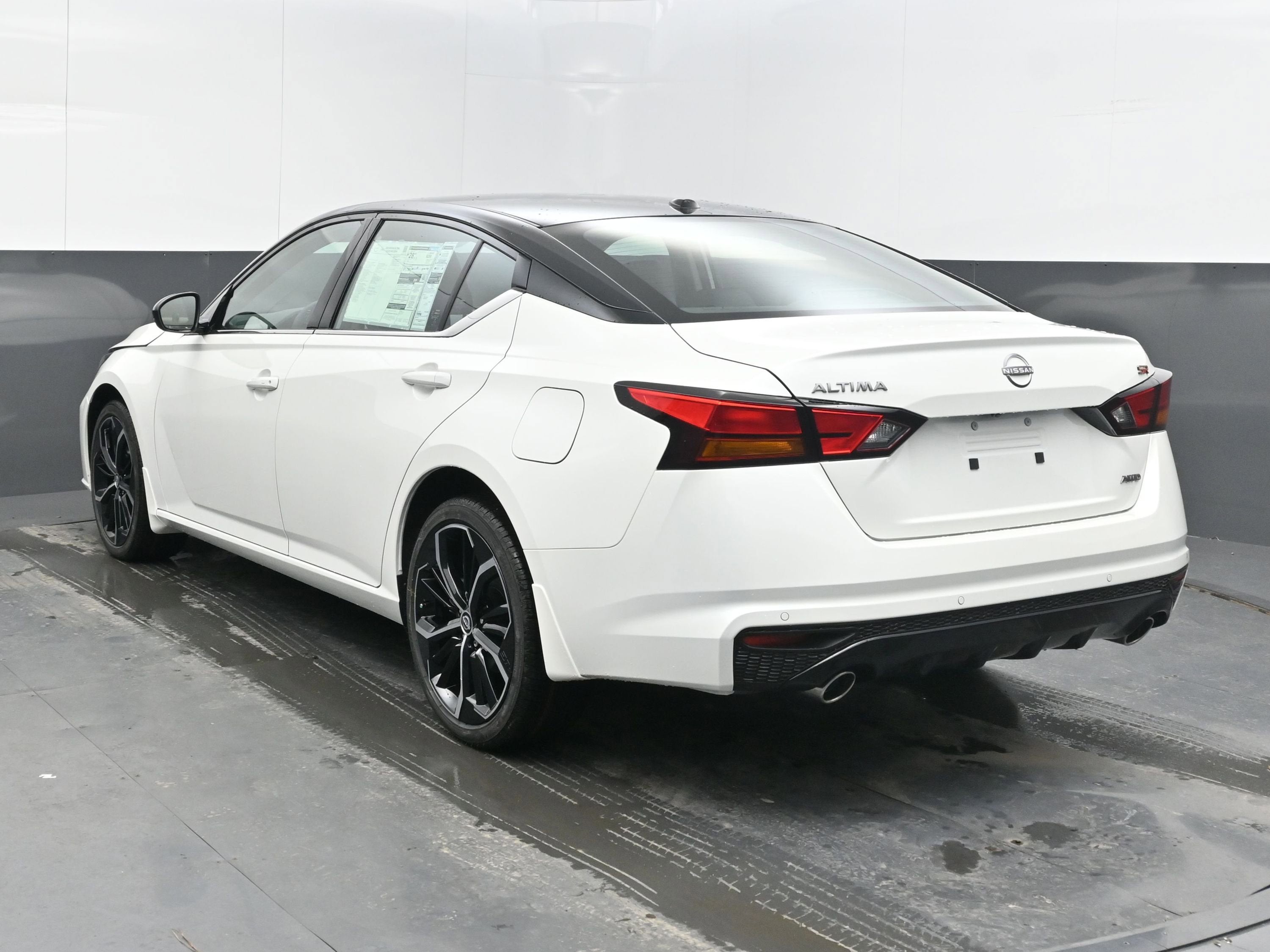 2026 Nissan ALTIMA SR