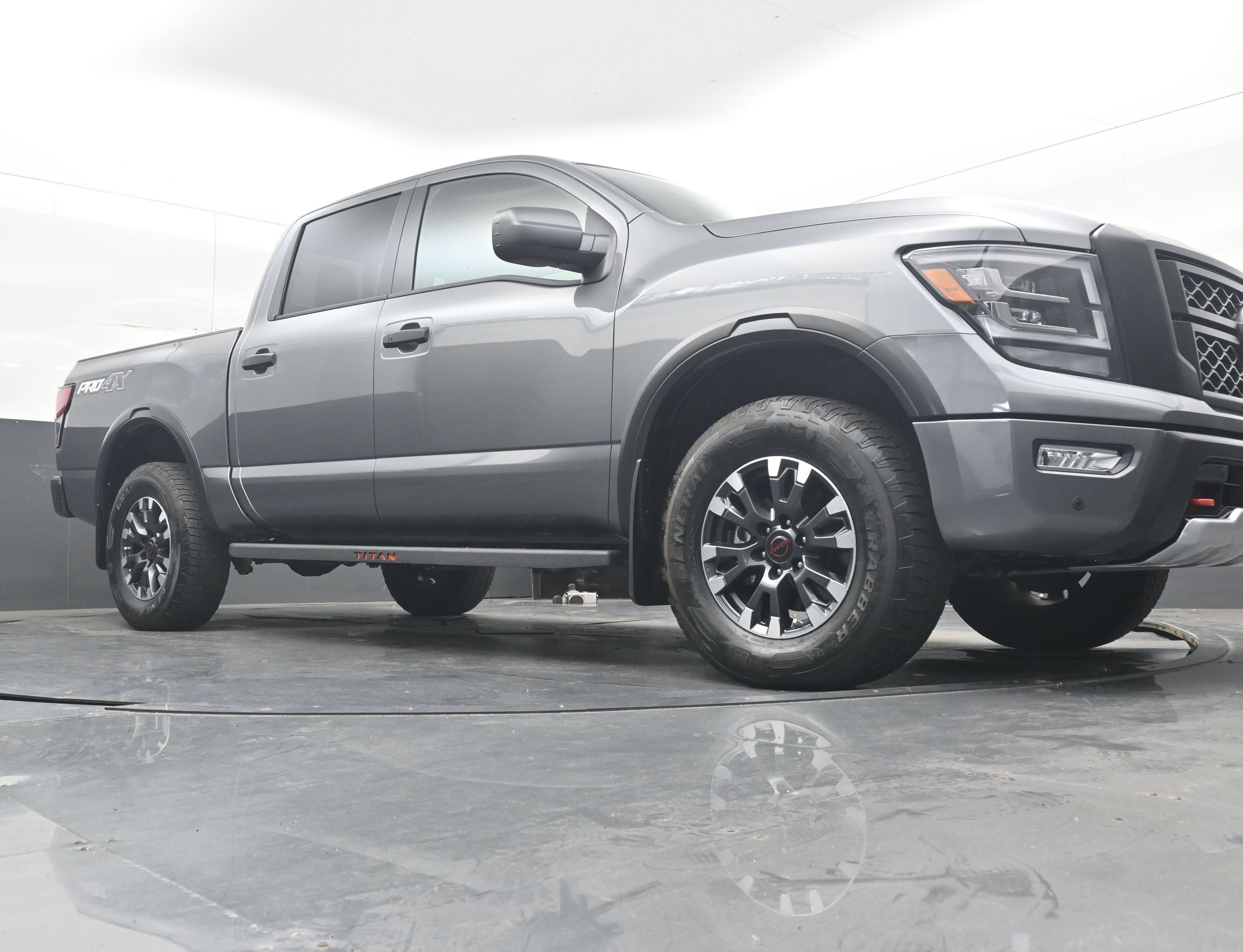 2024 Nissan Titan PRO-4X